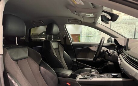 Audi A4, 2017 год, 2 200 000 рублей, 32 фотография