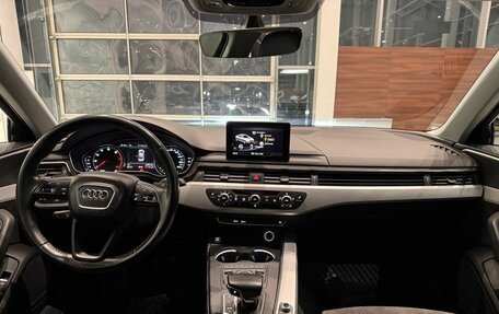Audi A4, 2017 год, 2 200 000 рублей, 25 фотография