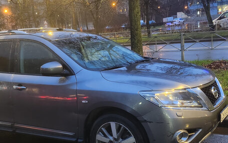 Nissan Pathfinder, 2016 год, 2 000 000 рублей, 2 фотография