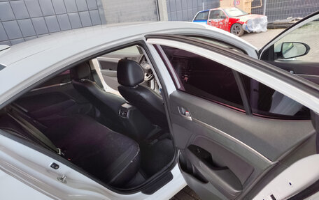 Hyundai Elantra VI рестайлинг, 2019 год, 1 350 000 рублей, 7 фотография