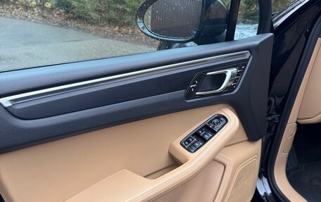 Porsche Macan I рестайлинг, 2016 год, 3 100 000 рублей, 7 фотография