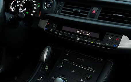 Lexus CT I рестайлинг, 2016 год, 1 820 000 рублей, 9 фотография