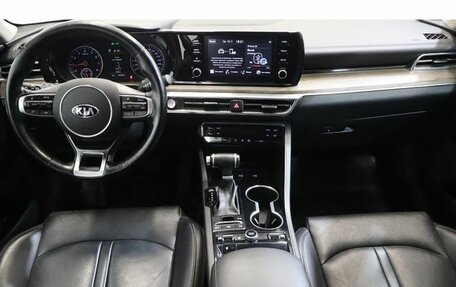 KIA K5, 2020 год, 2 051 000 рублей, 11 фотография