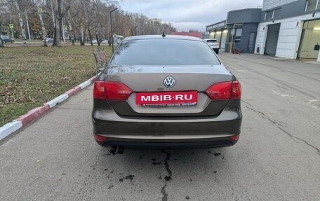 Volkswagen Jetta VI, 2013 год, 1 250 000 рублей, 3 фотография