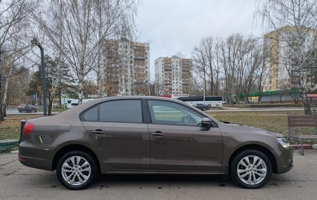 Volkswagen Jetta VI, 2013 год, 1 250 000 рублей, 5 фотография