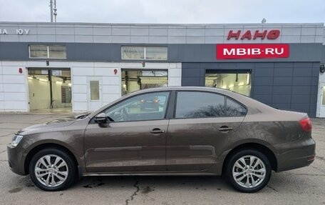 Volkswagen Jetta VI, 2013 год, 1 250 000 рублей, 2 фотография