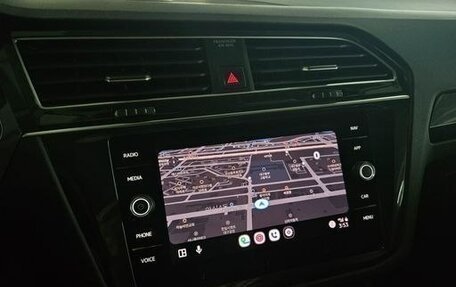 Volkswagen Tiguan II, 2023 год, 3 700 000 рублей, 13 фотография