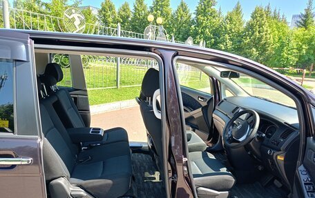 Toyota ISis I, 2014 год, 1 450 000 рублей, 13 фотография