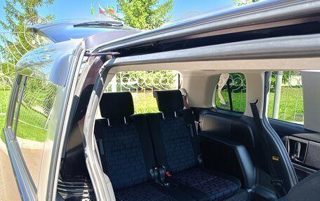 Toyota ISis I, 2014 год, 1 450 000 рублей, 16 фотография