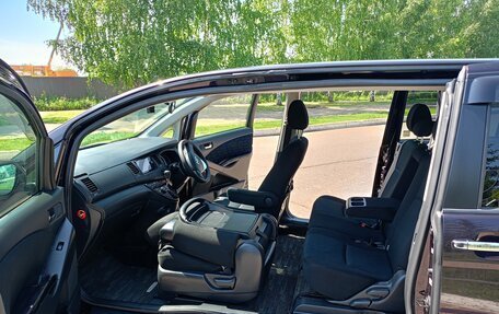 Toyota ISis I, 2014 год, 1 450 000 рублей, 20 фотография