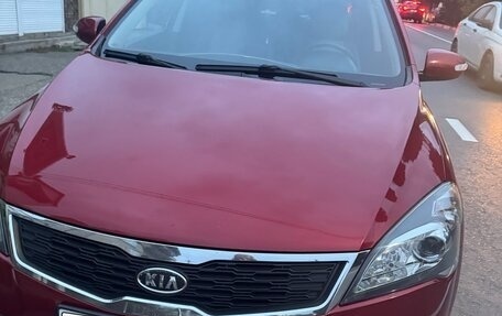 KIA cee'd I рестайлинг, 2010 год, 999 999 рублей, 10 фотография