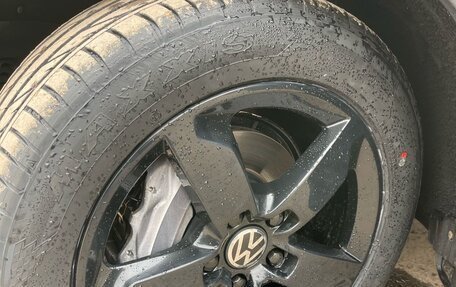 Volkswagen Touareg III, 2011 год, 2 399 999 рублей, 6 фотография