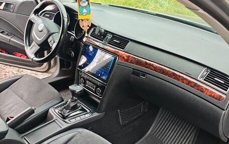 Skoda Superb III рестайлинг, 2009 год, 950 000 рублей, 11 фотография