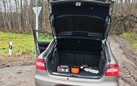 Skoda Superb III рестайлинг, 2009 год, 950 000 рублей, 5 фотография