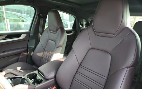 Porsche Cayenne III, 2025 год, 17 990 000 рублей, 10 фотография