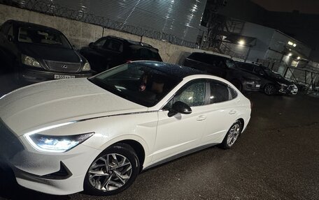 Hyundai Sonata VIII, 2021 год, 2 600 000 рублей, 2 фотография