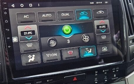 Toyota Land Cruiser 200, 2008 год, 2 640 000 рублей, 27 фотография