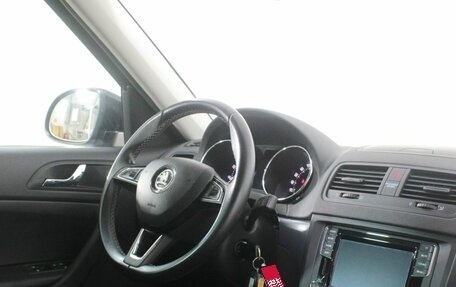 Skoda Yeti I рестайлинг, 2015 год, 1 245 000 рублей, 12 фотография