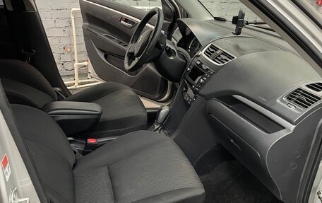 Suzuki Swift IV, 2011 год, 800 000 рублей, 10 фотография