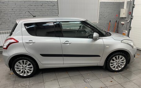 Suzuki Swift IV, 2011 год, 800 000 рублей, 4 фотография