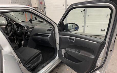 Suzuki Swift IV, 2011 год, 800 000 рублей, 13 фотография