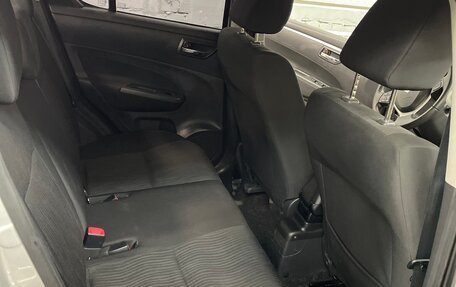 Suzuki Swift IV, 2011 год, 800 000 рублей, 11 фотография