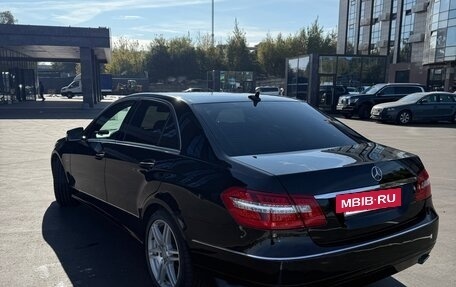 Mercedes-Benz E-Класс, 2010 год, 1 990 000 рублей, 4 фотография