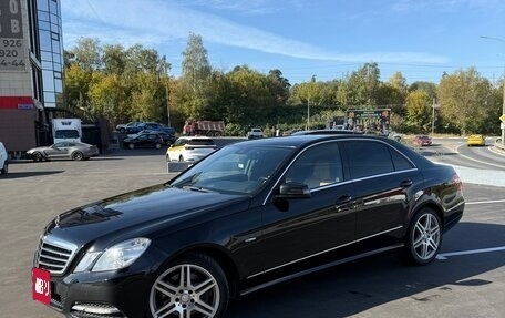 Mercedes-Benz E-Класс, 2010 год, 1 990 000 рублей, 11 фотография