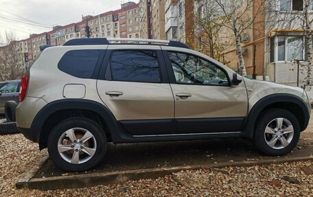 Renault Duster I рестайлинг, 2012 год, 900 000 рублей, 2 фотография