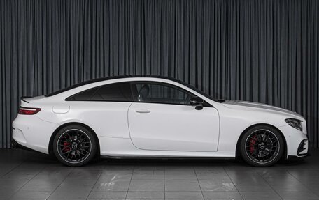 Mercedes-Benz E-Класс, 2019 год, 3 810 000 рублей, 5 фотография