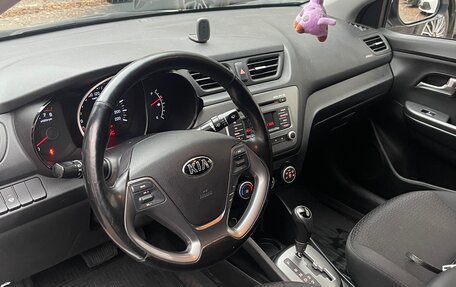 KIA Rio III рестайлинг, 2016 год, 900 000 рублей, 12 фотография