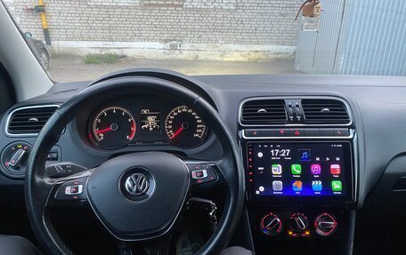 Volkswagen Polo VI (EU Market), 2017 год, 1 100 000 рублей, 3 фотография