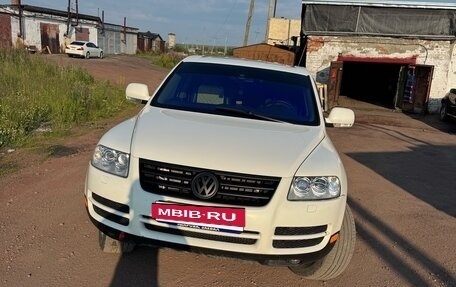 Volkswagen Touareg III, 2004 год, 950 000 рублей, 3 фотография
