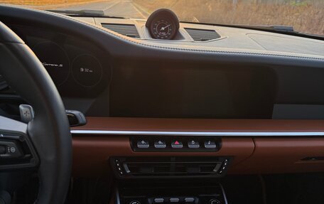 Porsche 911, 2023 год, 21 500 000 рублей, 32 фотография