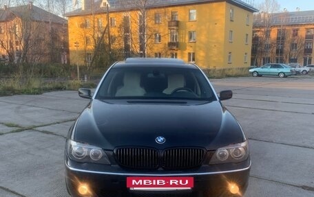 BMW 7 серия, 2005 год, 1 600 000 рублей, 12 фотография