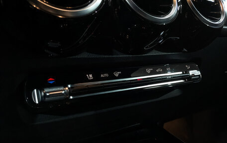 Mercedes-Benz GLB, 2020 год, 3 525 000 рублей, 27 фотография