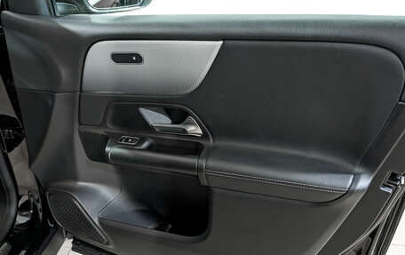 Mercedes-Benz GLB, 2020 год, 3 525 000 рублей, 25 фотография