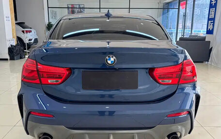 BMW 1 серия, 2022 год, 1 600 000 рублей, 6 фотография