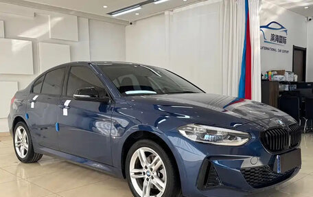 BMW 1 серия, 2022 год, 1 600 000 рублей, 4 фотография