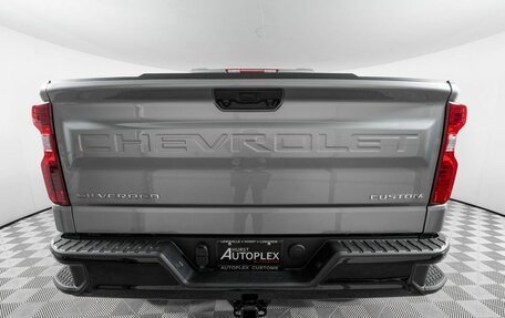 Chevrolet Silverado, 2025 год, 8 450 000 рублей, 15 фотография