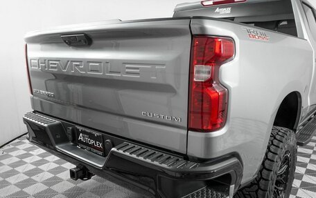 Chevrolet Silverado, 2025 год, 8 450 000 рублей, 16 фотография