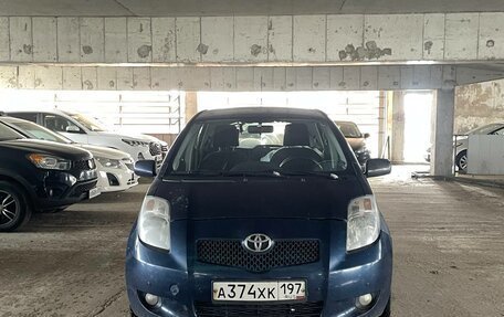 Toyota Yaris III рестайлинг, 2008 год, 567 000 рублей, 1 фотография