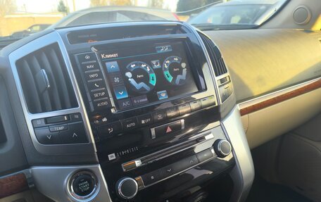 Toyota Land Cruiser 200, 2013 год, 3 200 000 рублей, 12 фотография