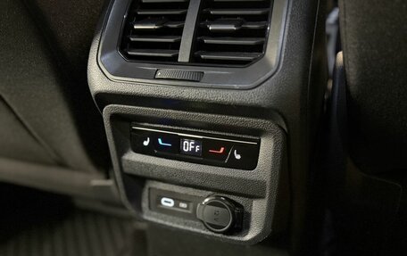 Volkswagen Tiguan II, 2022 год, 3 500 000 рублей, 32 фотография