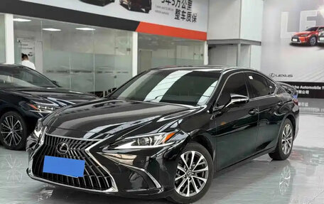 Lexus ES VII, 2022 год, 2 600 000 рублей, 3 фотография