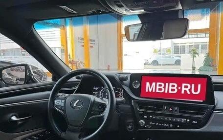 Lexus ES VII, 2022 год, 2 600 000 рублей, 8 фотография