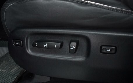 Lexus LX III, 2011 год, 3 999 000 рублей, 18 фотография