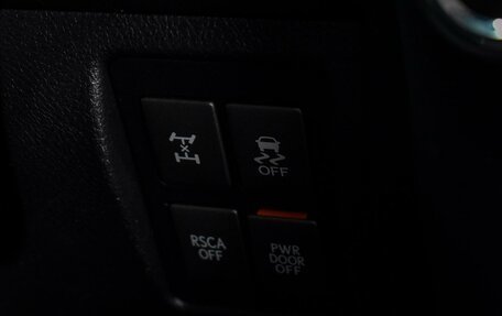 Lexus LX III, 2011 год, 3 999 000 рублей, 29 фотография