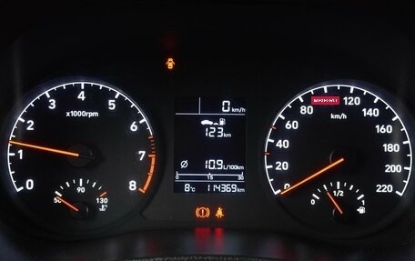 Hyundai Solaris II рестайлинг, 2019 год, 1 230 000 рублей, 18 фотография