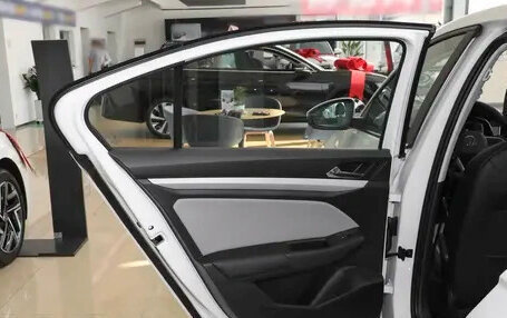 Volkswagen Bora, 2025 год, 1 880 000 рублей, 10 фотография